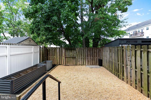 1003 PHILLIP POWERS DR, Laurel, MD 20707