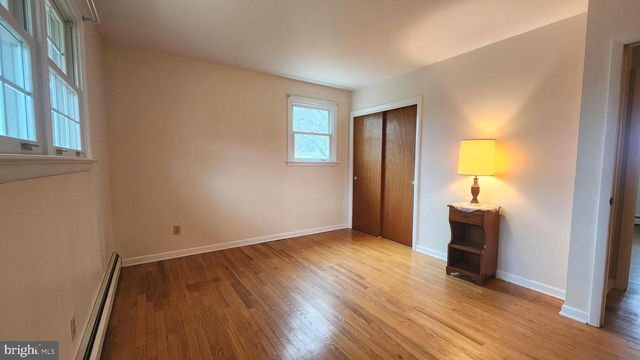 2161 OLD SKIPPACK RD, Harleysville, PA 19438