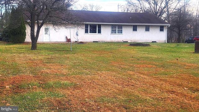 2161 OLD SKIPPACK RD, Harleysville, PA 19438