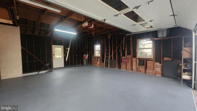 2161 OLD SKIPPACK RD, Harleysville, PA 19438