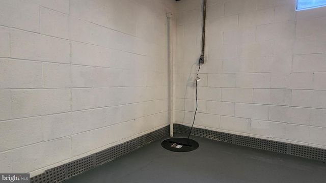 2161 OLD SKIPPACK RD, Harleysville, PA 19438