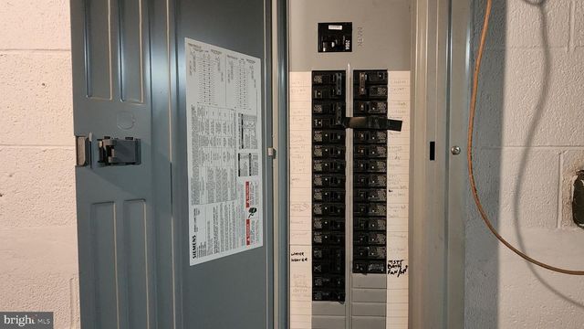 2161 OLD SKIPPACK RD, Harleysville, PA 19438