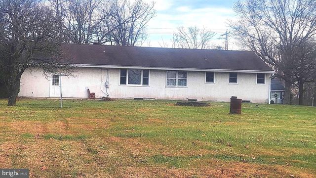 2161 OLD SKIPPACK RD, Harleysville, PA 19438