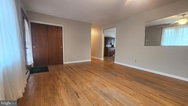 2161 OLD SKIPPACK RD, Harleysville, PA 19438