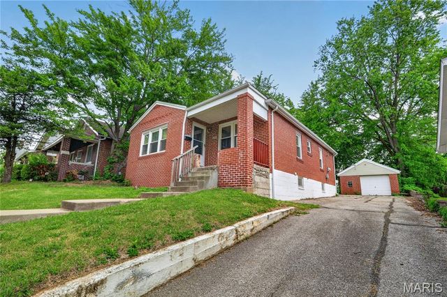 8244 Monroe Avenue, St Louis, MO 63114