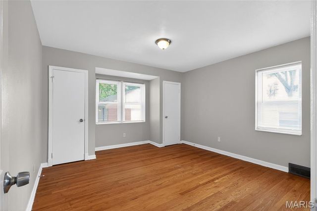 8244 Monroe Avenue, St Louis, MO 63114