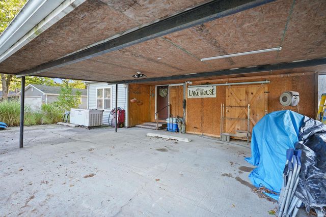 530 Bayview Drive, Rome City, IN 46784