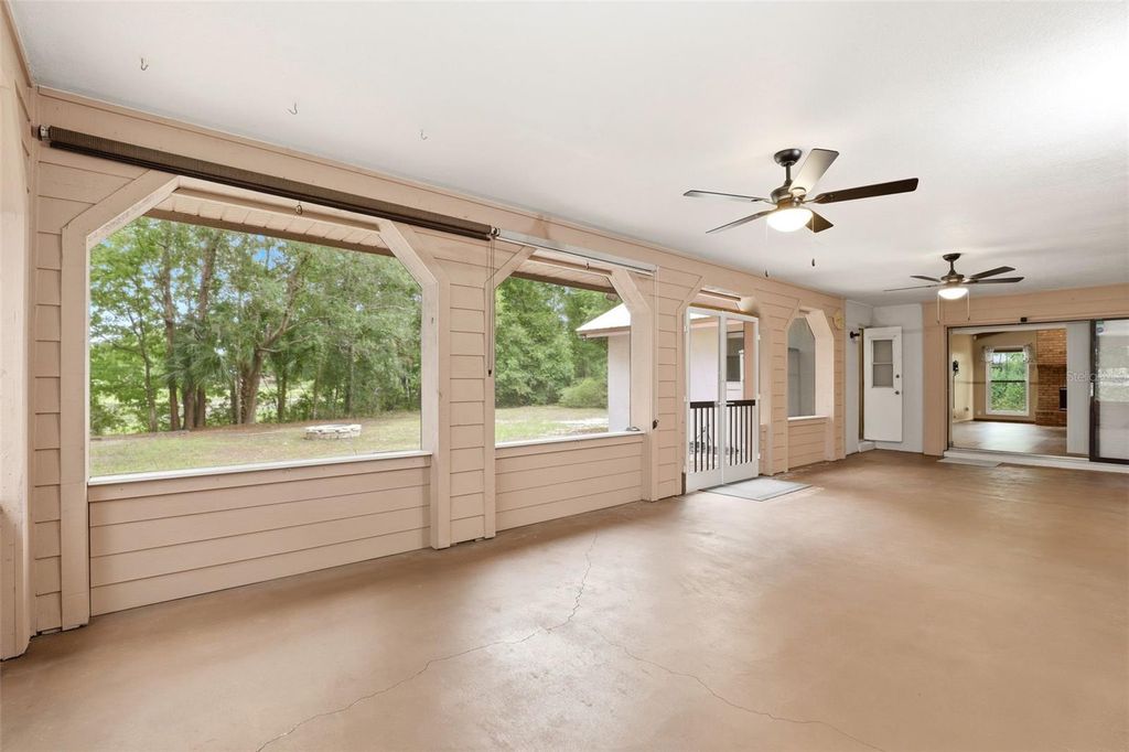 Image 39 of property listing at 3286 LAKE TWYLO ROAD, Orlando, FL 32817