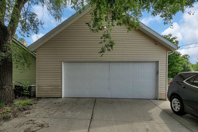 605 7th Avenue N, Saint Cloud, MN 56303