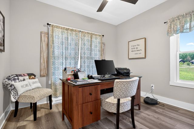 155 Lakewood Cir, Smithville, TN 37166
