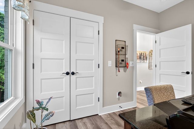 155 Lakewood Cir, Smithville, TN 37166