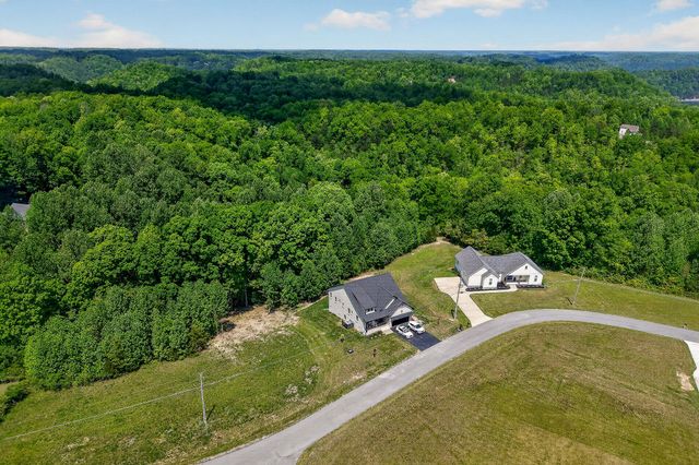 155 Lakewood Cir, Smithville, TN 37166