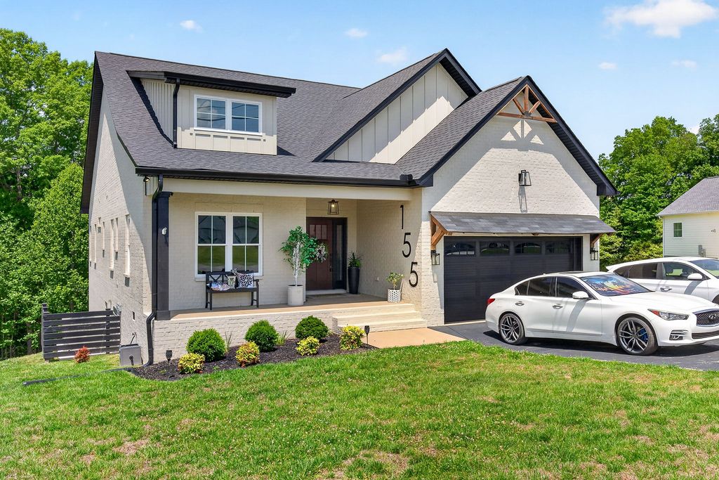 155 Lakewood Cir, Smithville, TN 37166