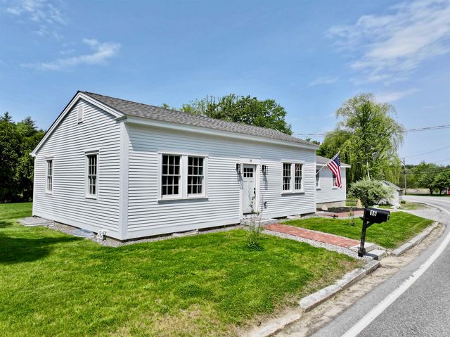 16 Silver Lake Road, Hollis, NH 03049
