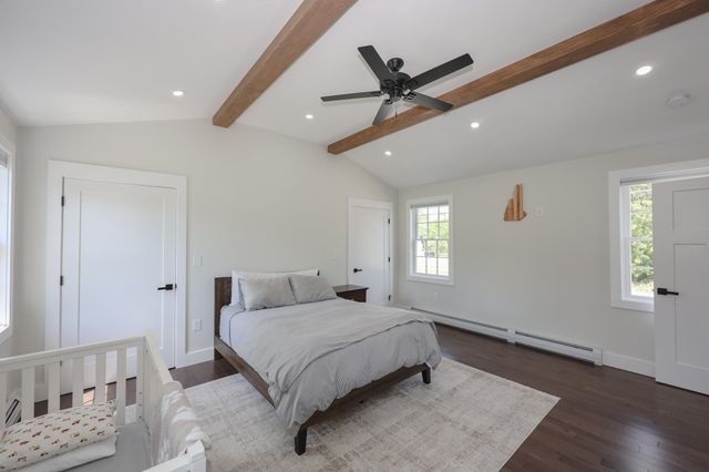 16 Silver Lake Road, Hollis, NH 03049