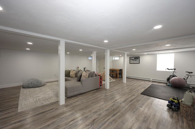 16 Silver Lake Road, Hollis, NH 03049