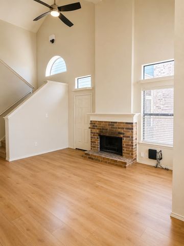 4952 Berridge Lane, Dallas, TX 75227