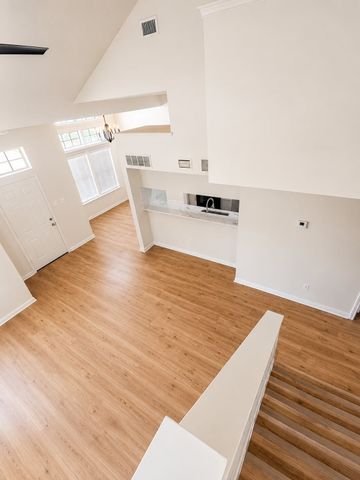 4952 Berridge Lane, Dallas, TX 75227