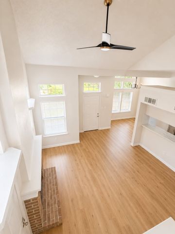 4952 Berridge Lane, Dallas, TX 75227
