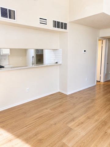 4952 Berridge Lane, Dallas, TX 75227