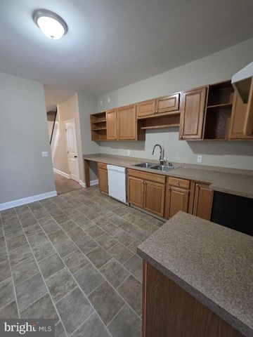 617 MONROE ST, Harrisburg, PA 17113