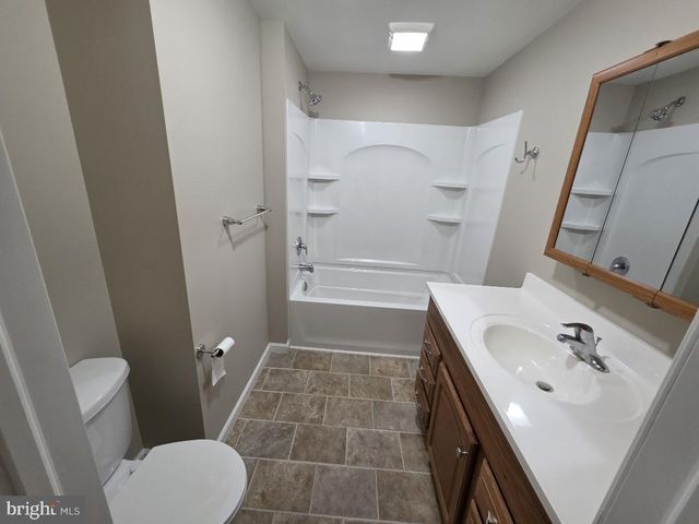 617 MONROE ST, Harrisburg, PA 17113