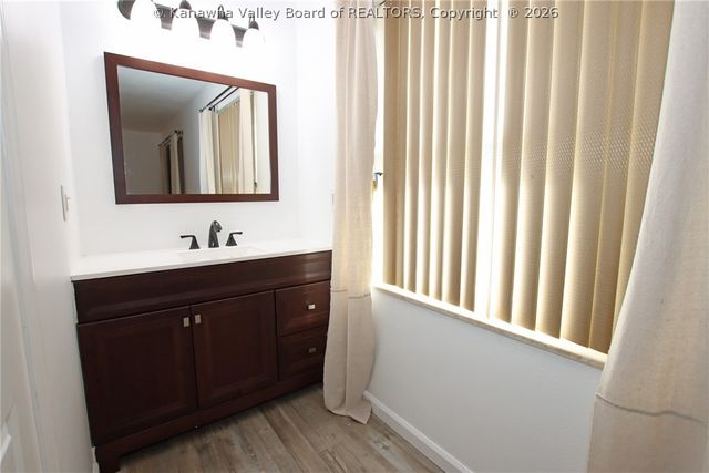 715 Woodland Drive, Nitro, WV 25143