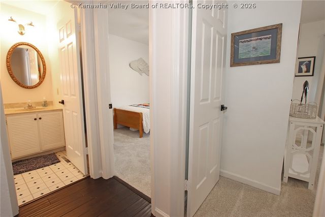 715 Woodland Drive, Nitro, WV 25143