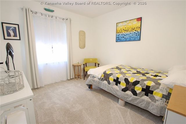 715 Woodland Drive, Nitro, WV 25143