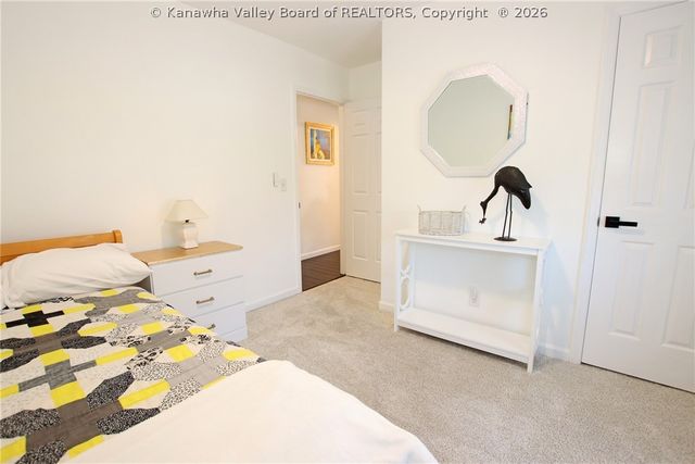 715 Woodland Drive, Nitro, WV 25143