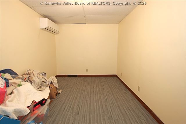 715 Woodland Drive, Nitro, WV 25143