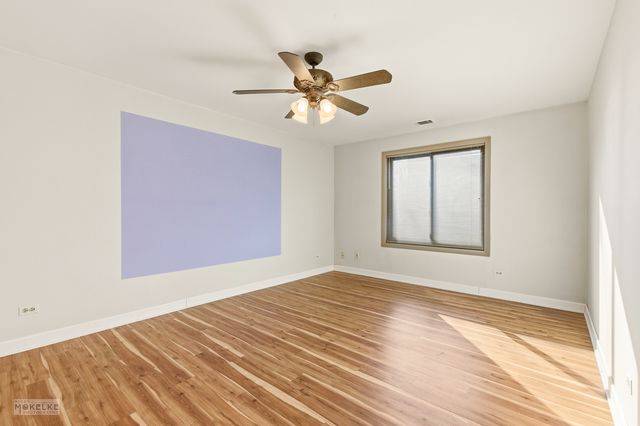 7502 Farmingdale Drive 206, Darien, IL 60561