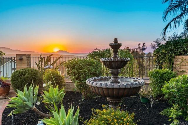 1724 Hacienda Place, El Cajon, CA 92020