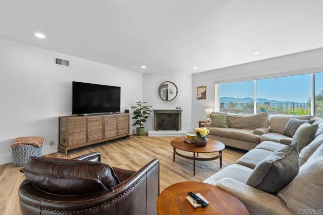 1724 Hacienda Place, El Cajon, CA 92020