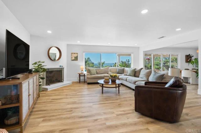 1724 Hacienda Place, El Cajon, CA 92020