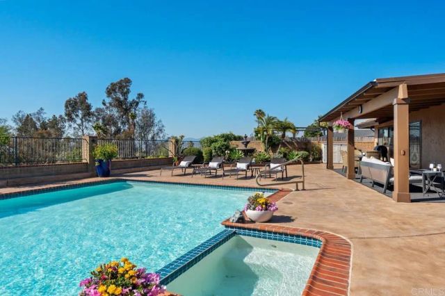 1724 Hacienda Place, El Cajon, CA 92020