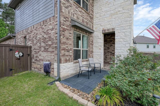 968 Youth Water Road, Montgomery, TX 77316