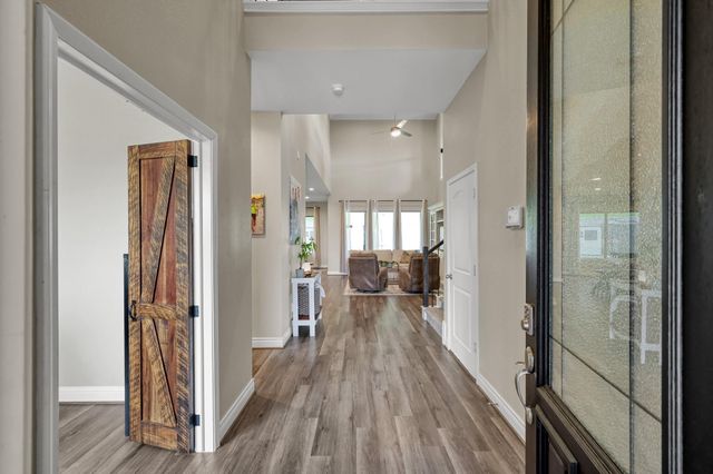 968 Youth Water Road, Montgomery, TX 77316