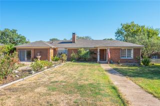 1201 Walton Drive, College Station, TX 77840