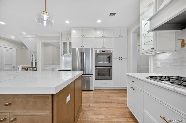 229 Brixton Road, Garden City, NY 11530