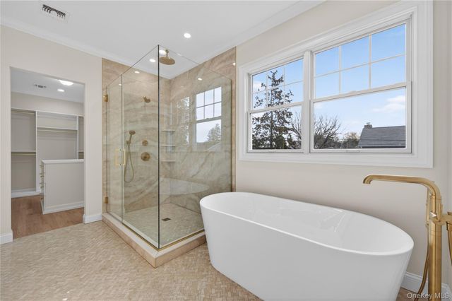 229 Brixton Road, Garden City, NY 11530