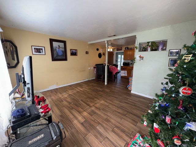 1416 Donald Avenue, Carrollton, TX 75006