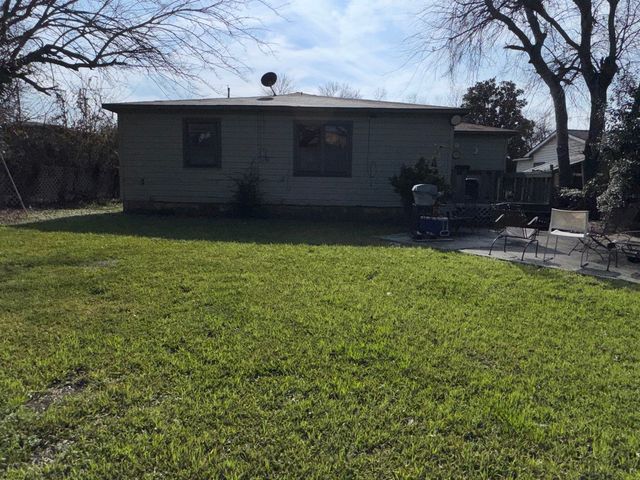 1416 Donald Avenue, Carrollton, TX 75006