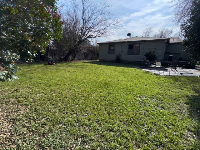 1416 Donald Avenue, Carrollton, TX 75006