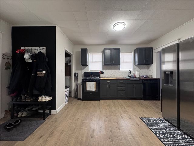 179 15th Avenue SW, Cedar Rapids, IA 52404