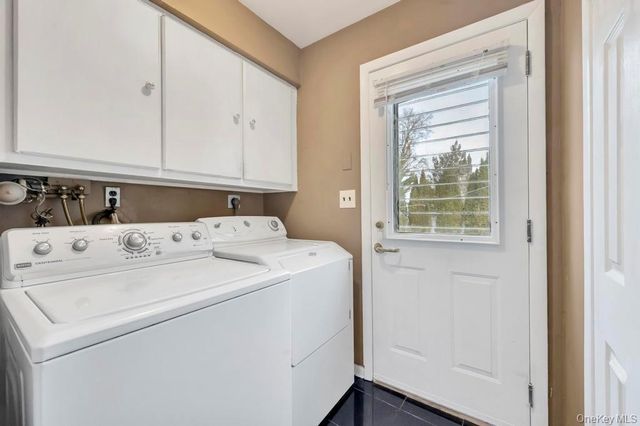 7 Carto Circle, Deer Park, NY 11729