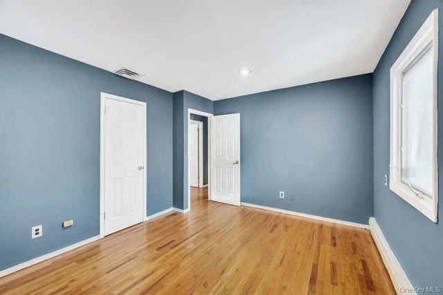 7 Carto Circle, Deer Park, NY 11729