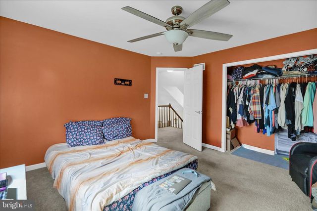 402 MOUNTAINSIDE RD, Temple, PA 19560