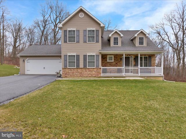 402 MOUNTAINSIDE RD, Temple, PA 19560