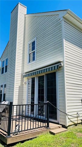 733 Whisper WALK, Chesapeake, VA 23322